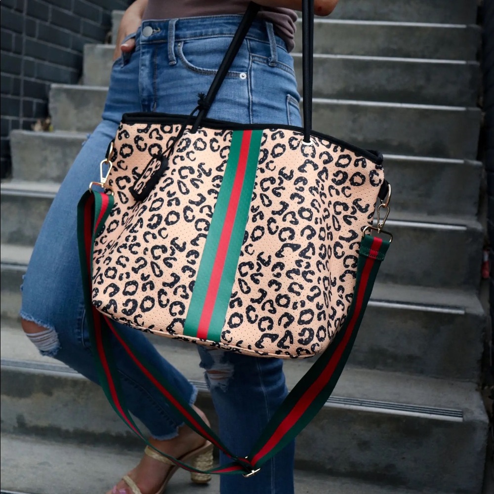 Nwt neoprene large tote bag with small bag  leopard print